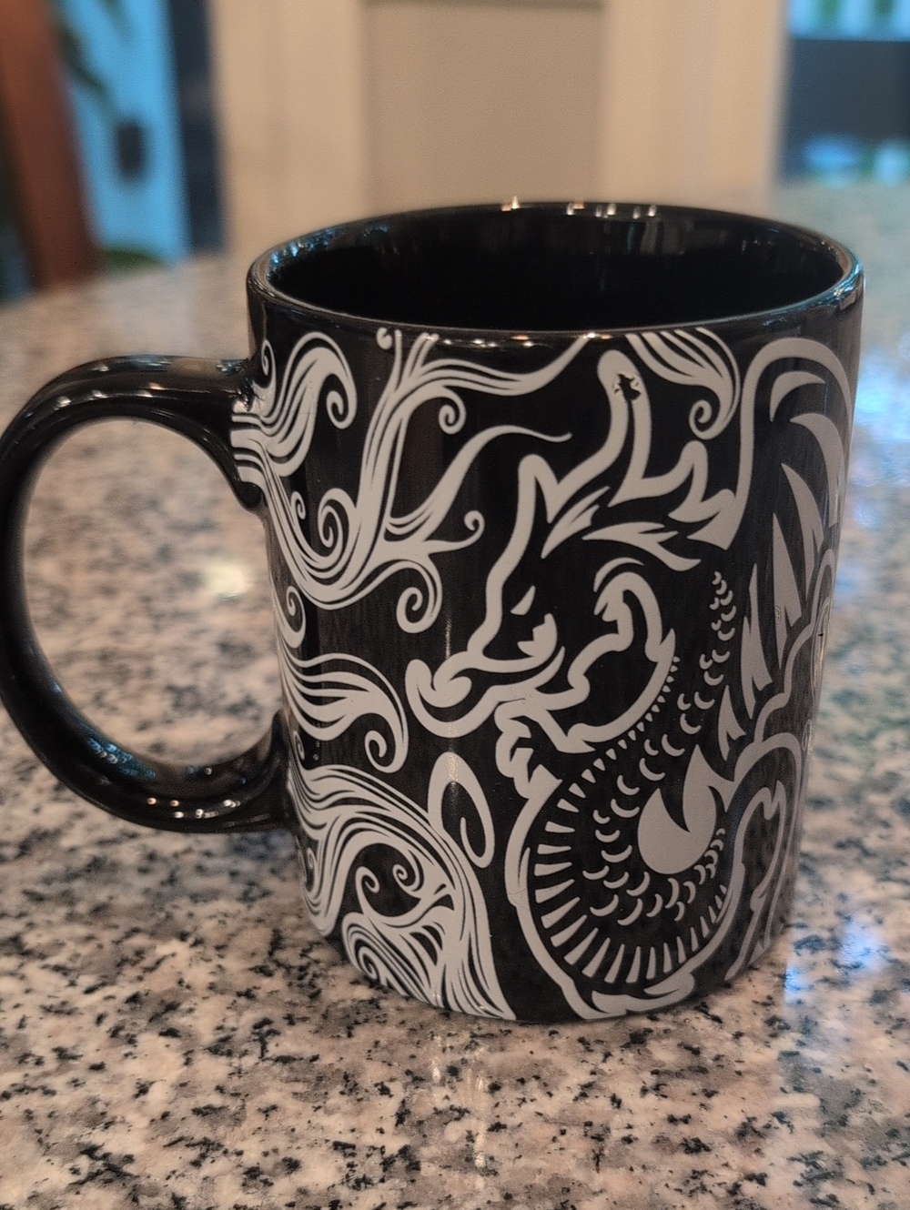 Black & White Dragon Ceramic Coffee Mug - Stylish Home Dining Cup, 10 Ounce